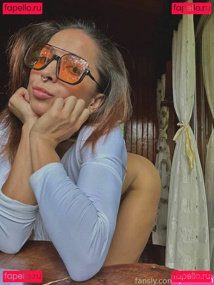 avislovee Onlyfans Photo Gallery 