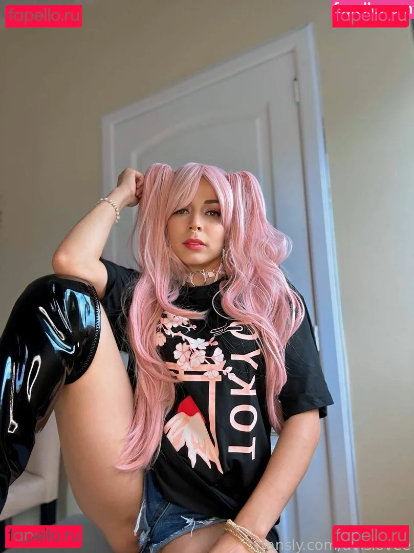 avislovee Onlyfans Photo Gallery 