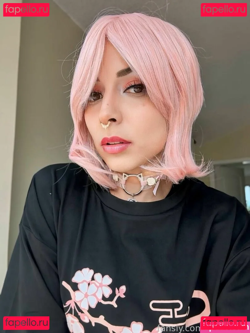 avislovee Onlyfans Photo Gallery 