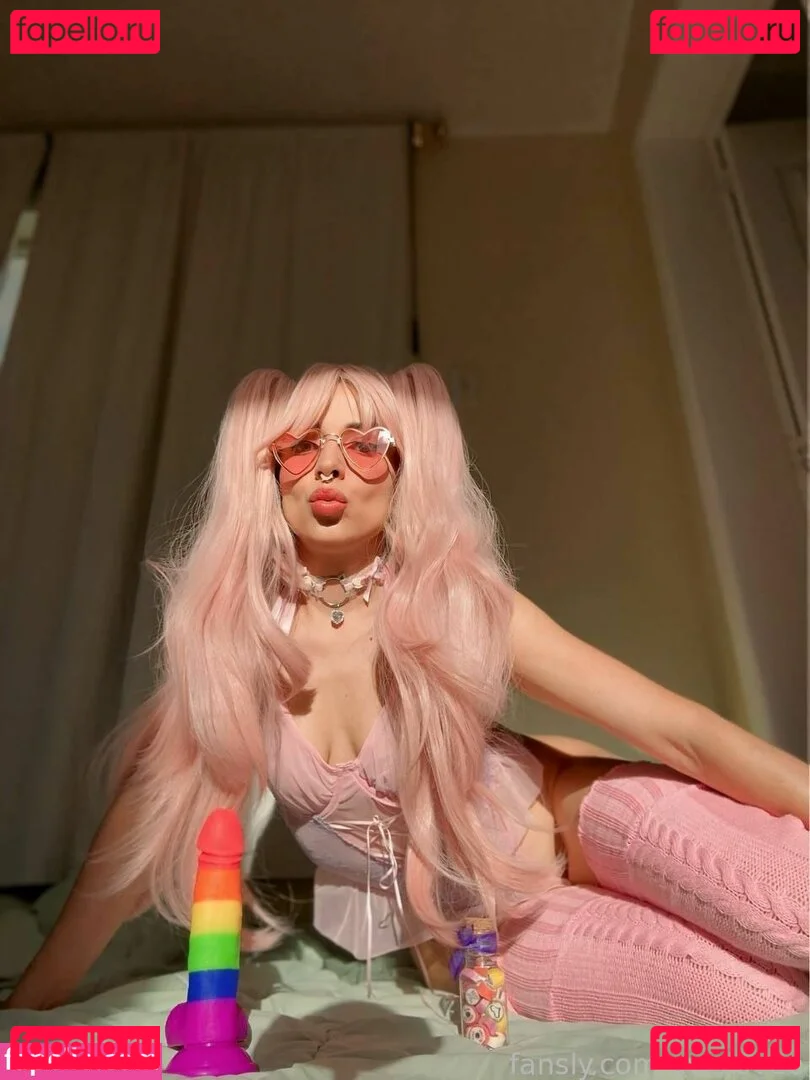 avislovee Onlyfans Photo Gallery 