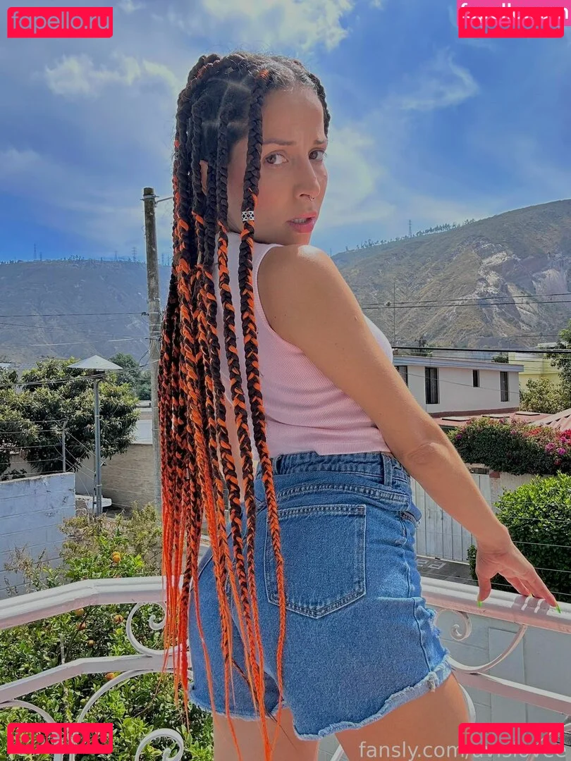 avislovee Onlyfans Photo Gallery 