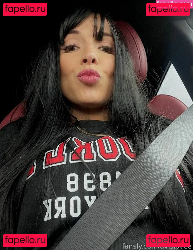 avislovee Onlyfans Photo Gallery 