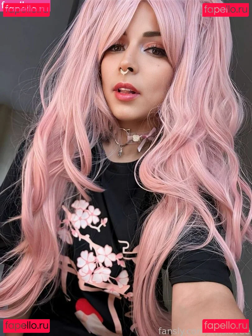 avislovee Onlyfans Photo Gallery 