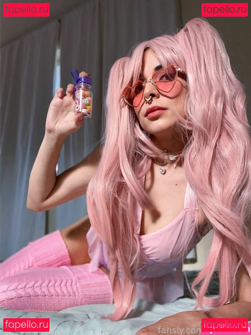 avislovee Onlyfans Photo Gallery 