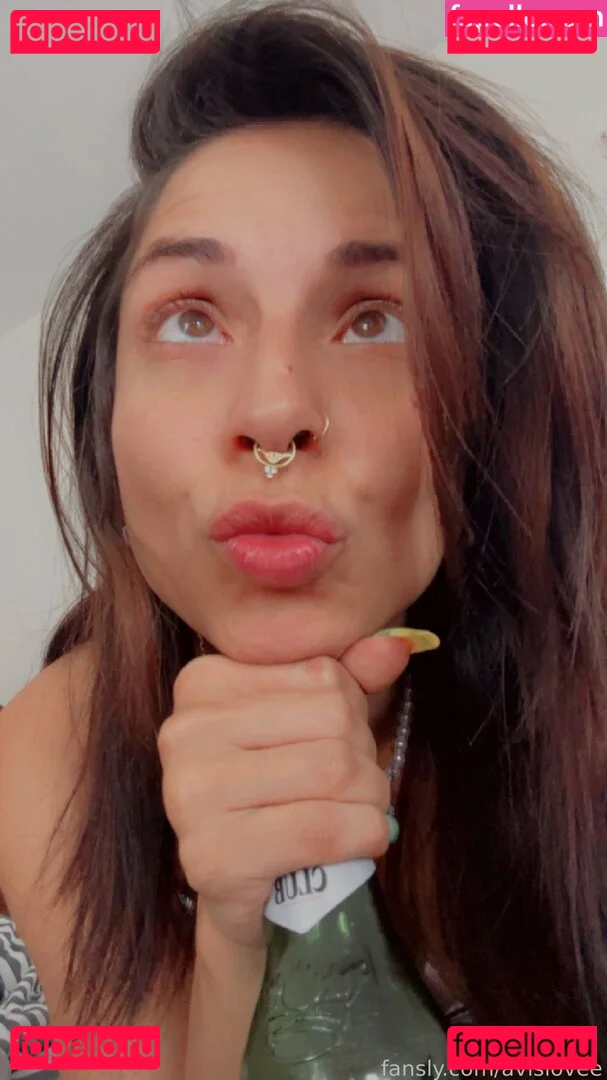 avislovee Onlyfans Photo Gallery 