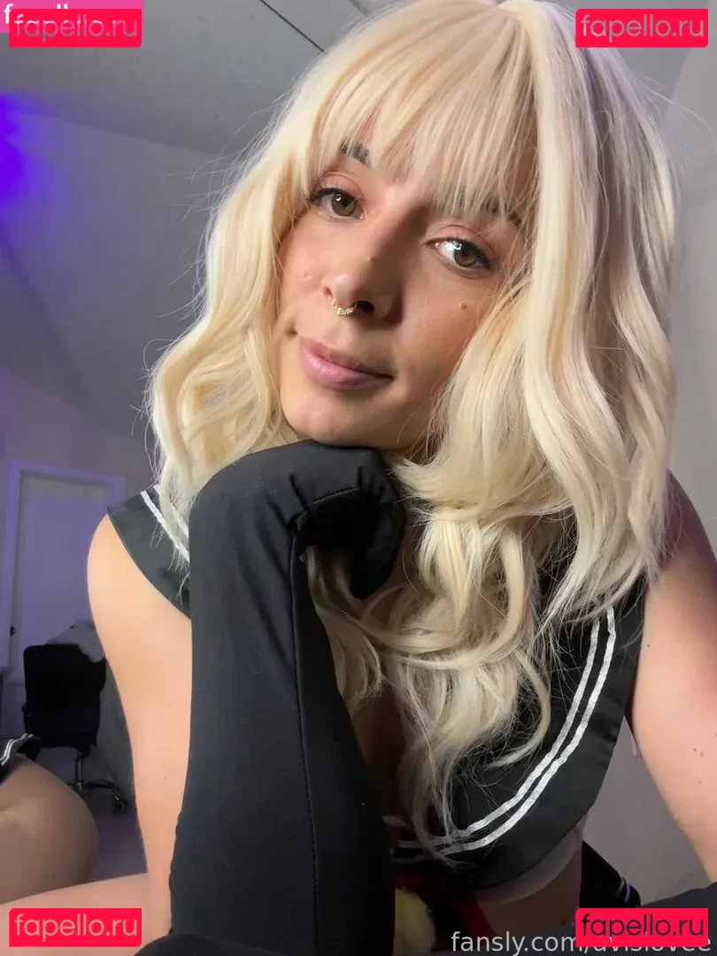 avislovee Onlyfans Photo Gallery 