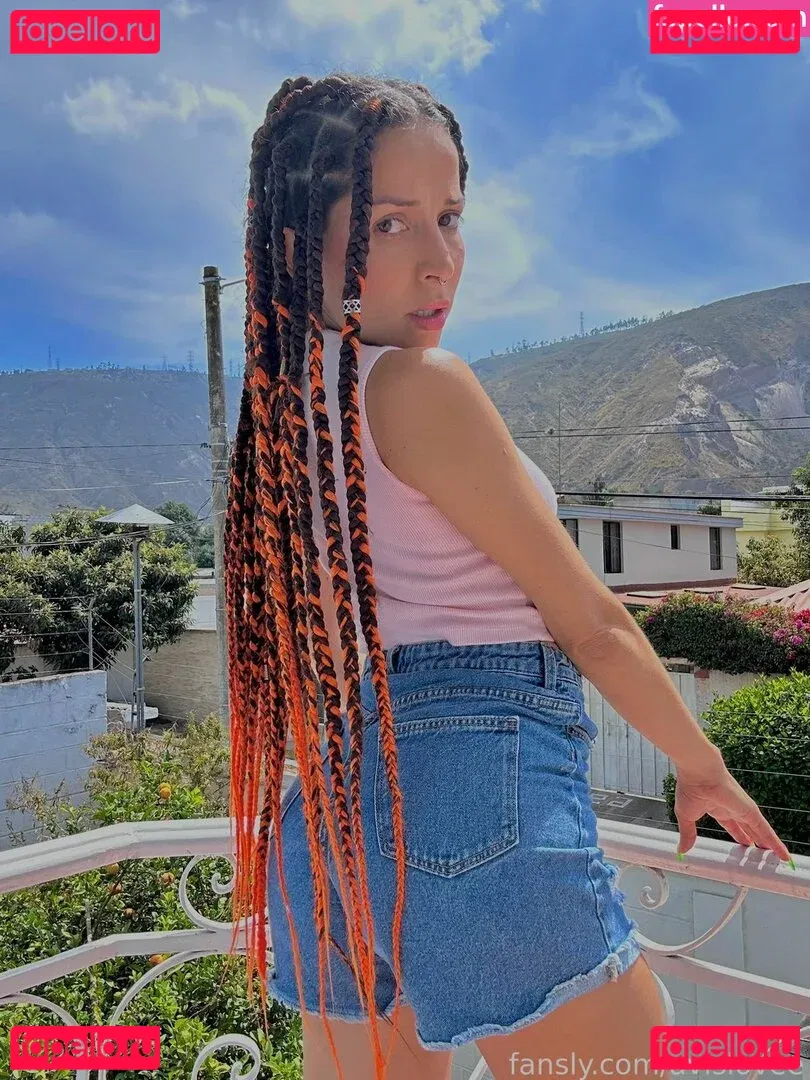 avislovee Onlyfans Photo Gallery 