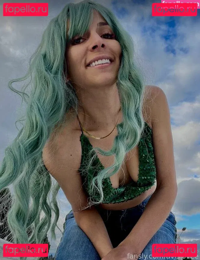 avislovee Onlyfans Photo Gallery 