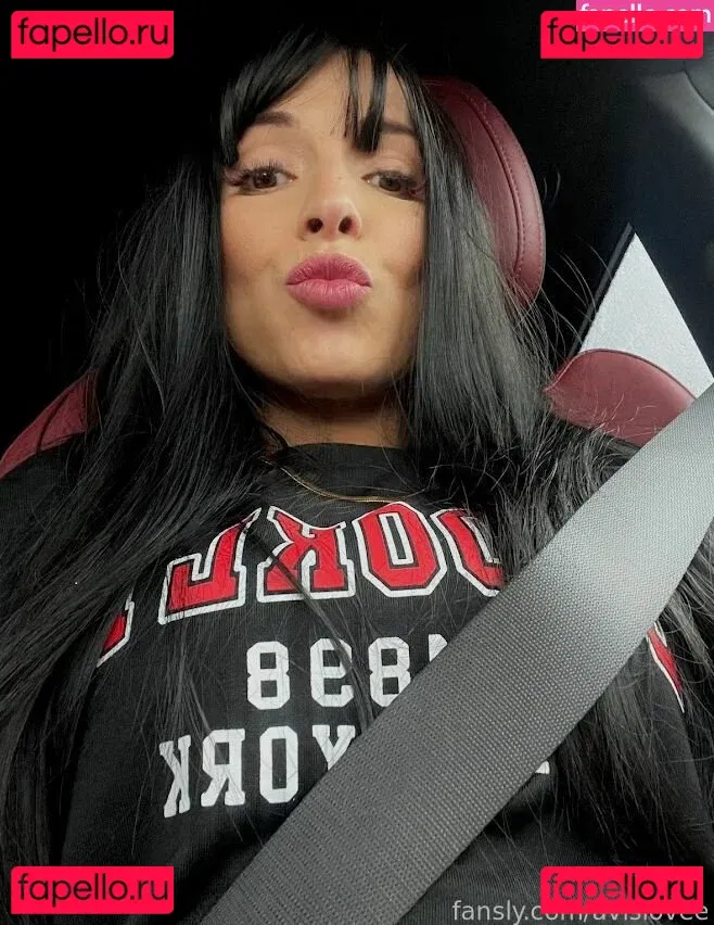 avislovee Onlyfans Photo Gallery 