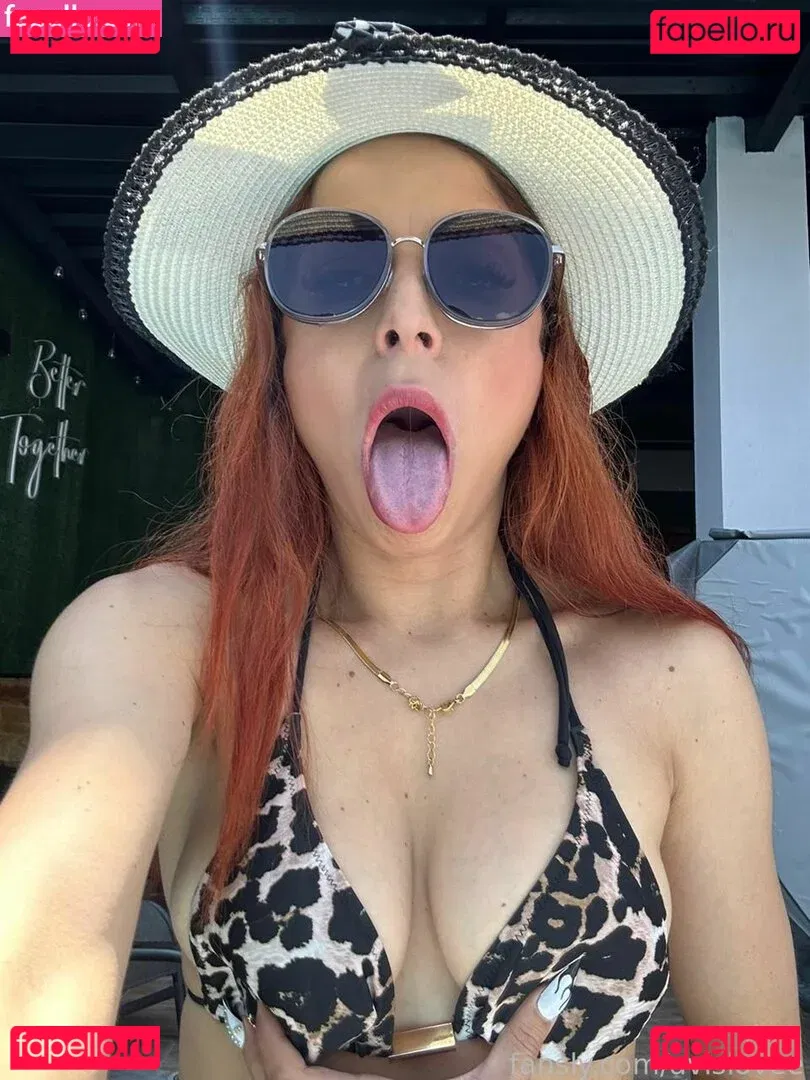 avislovee Onlyfans Photo Gallery 