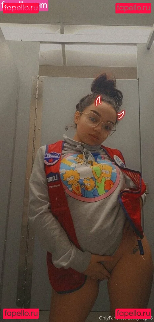 lallypop18 Onlyfans Photo Gallery 