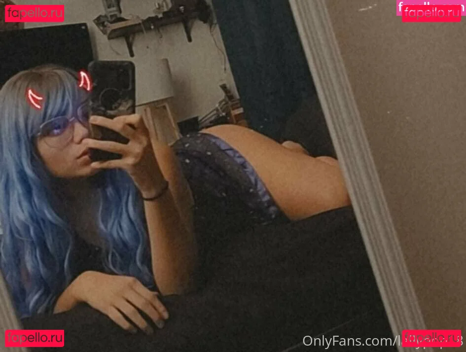 lallypop18 Onlyfans Photo Gallery 