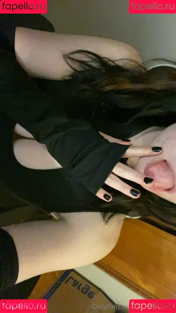 x.grimkitty Onlyfans Photo Gallery 