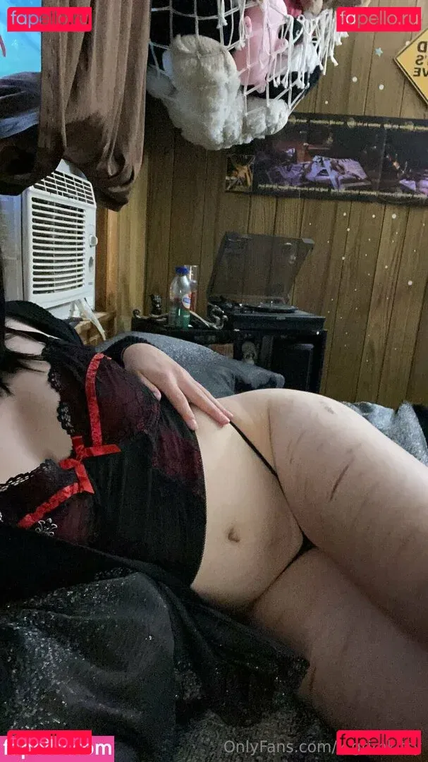 x.grimkitty Onlyfans Photo Gallery 