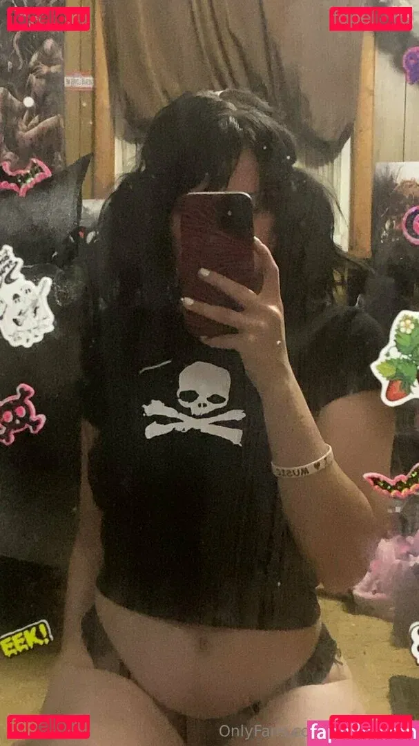 x.grimkitty Onlyfans Photo Gallery 