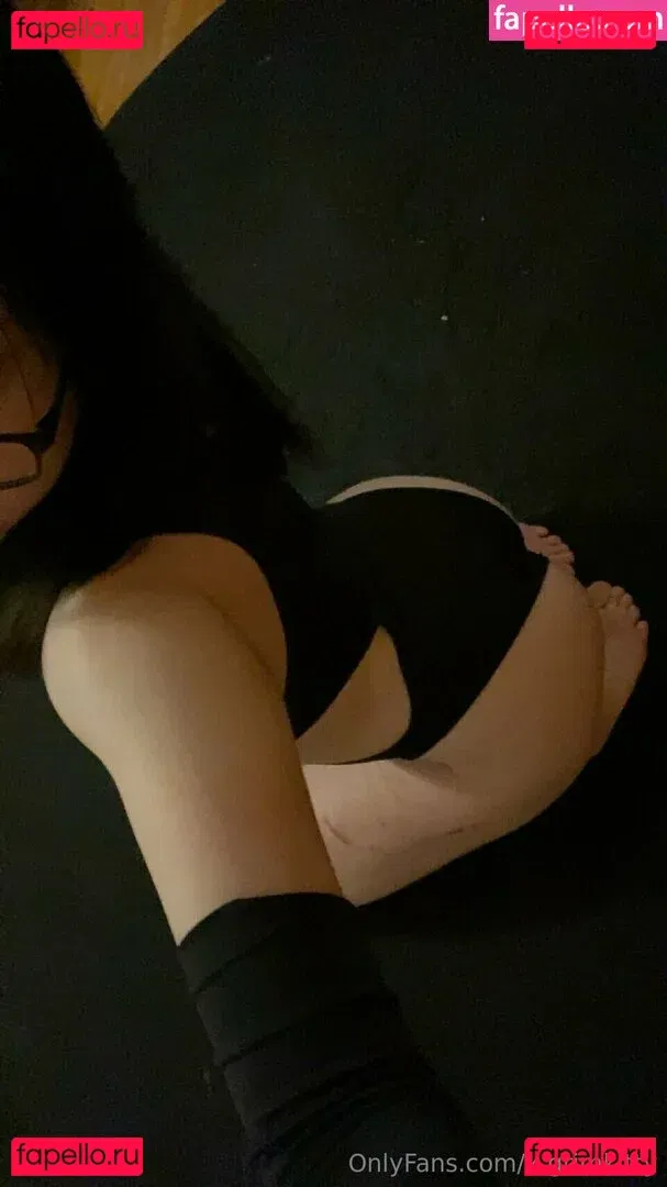 x.grimkitty Onlyfans Photo Gallery 