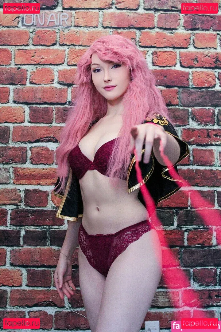 Chameleahn Onlyfans Photo Gallery 