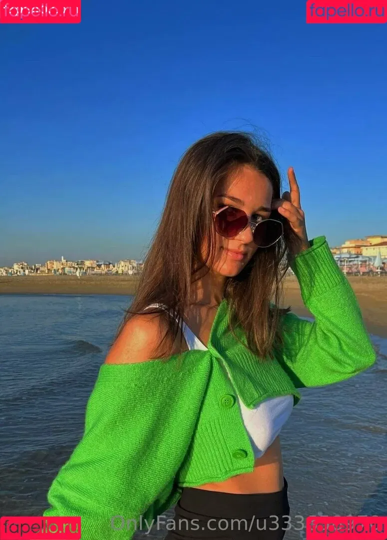annie_aa Onlyfans Photo Gallery 
