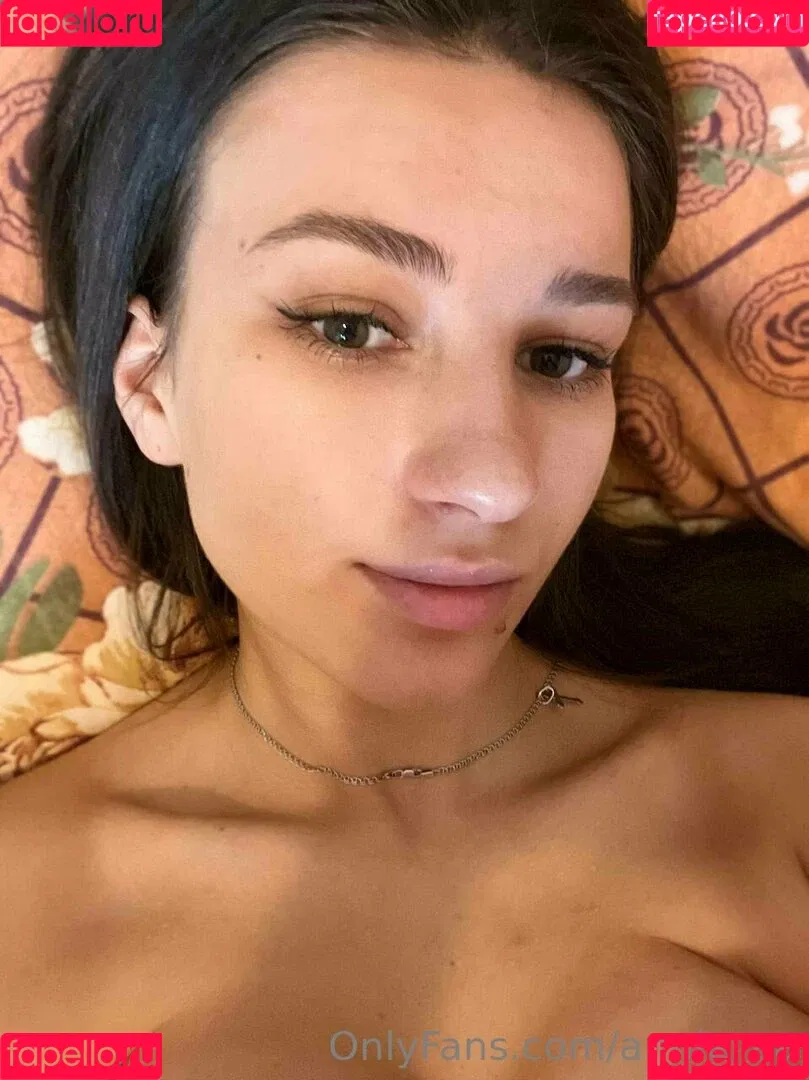 annie_aa Onlyfans Photo Gallery 