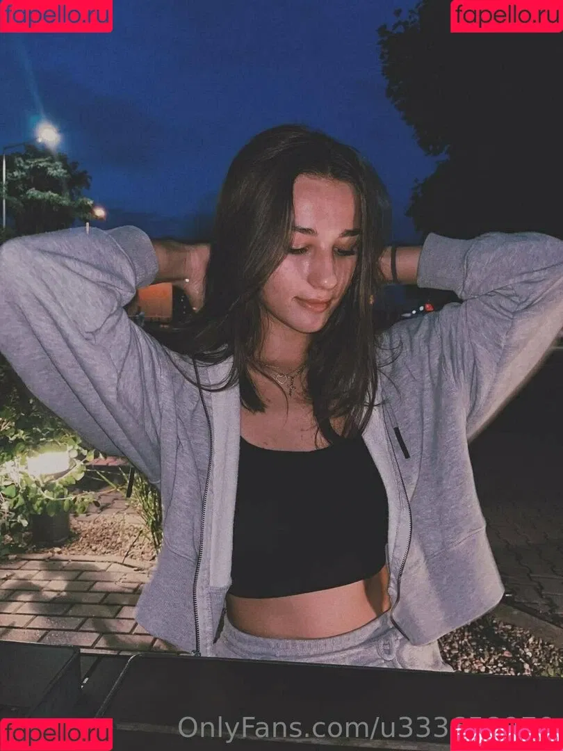 annie_aa Onlyfans Photo Gallery 