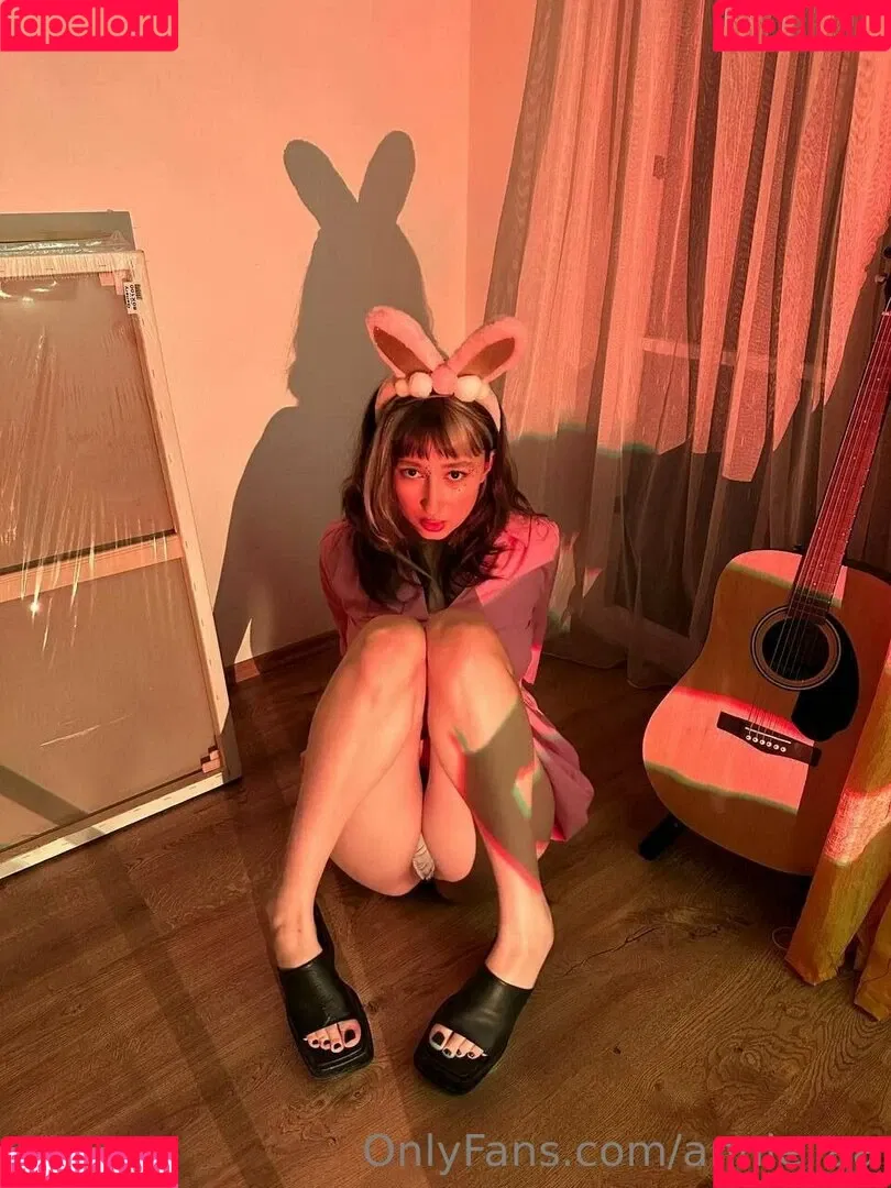 annie_aa Onlyfans Photo Gallery 
