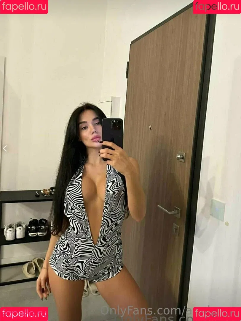 annie_aa Onlyfans Photo Gallery 