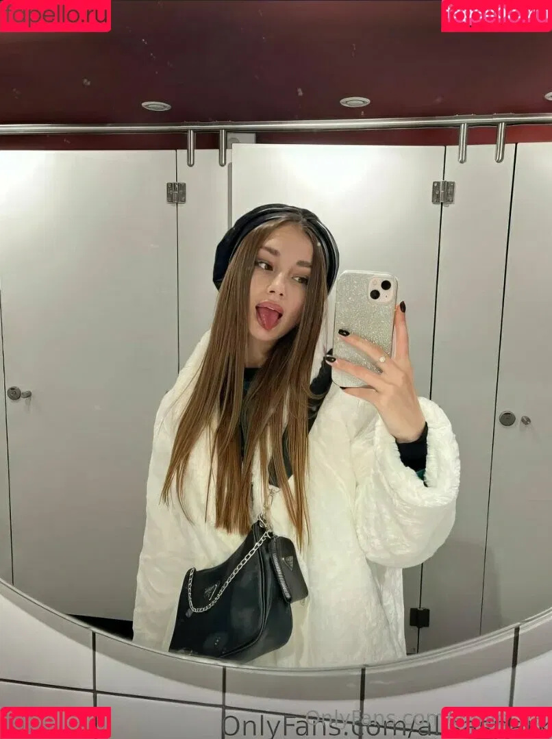 annie_aa Onlyfans Photo Gallery 