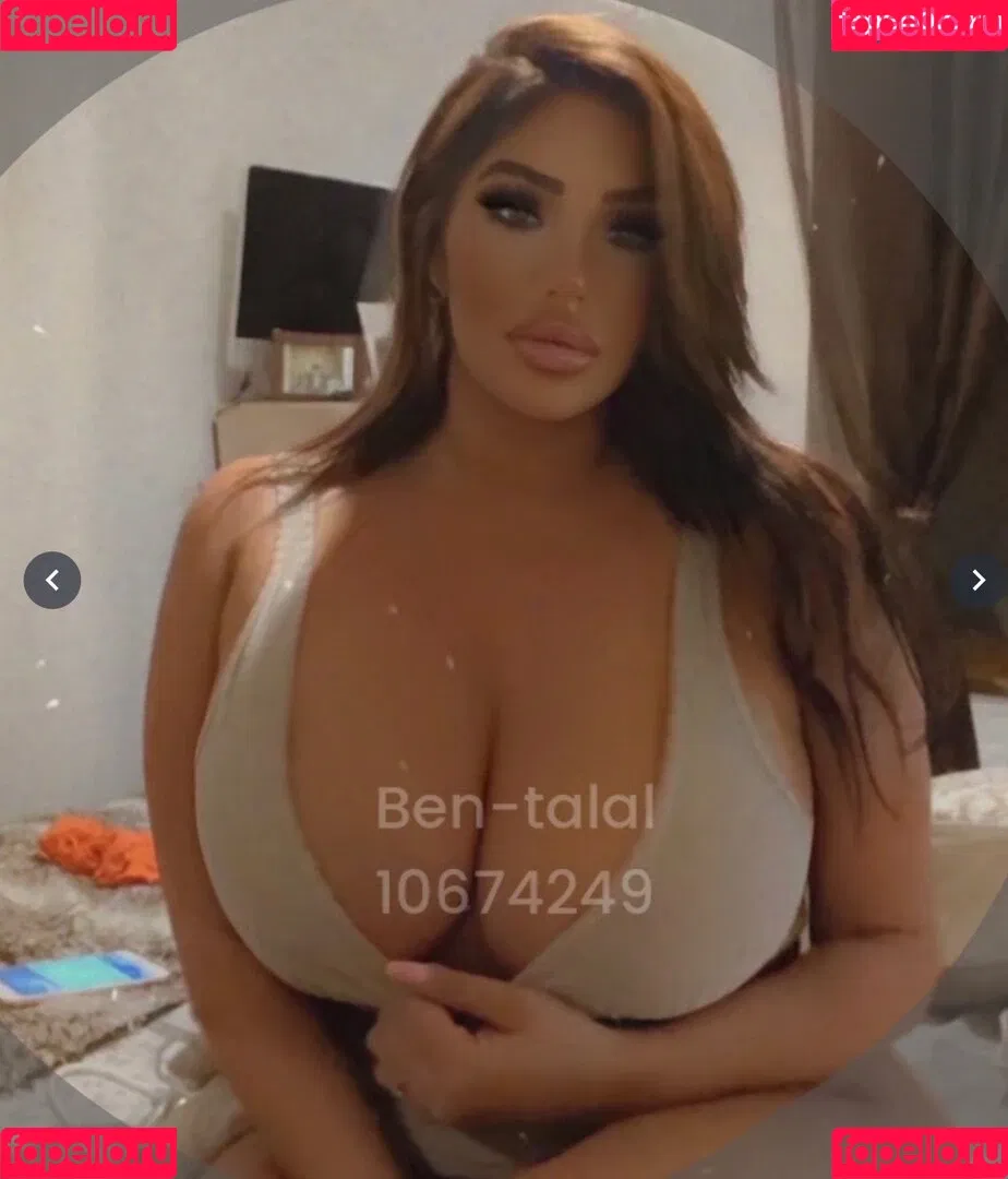 Anais Bragadias Onlyfans Photo Gallery 