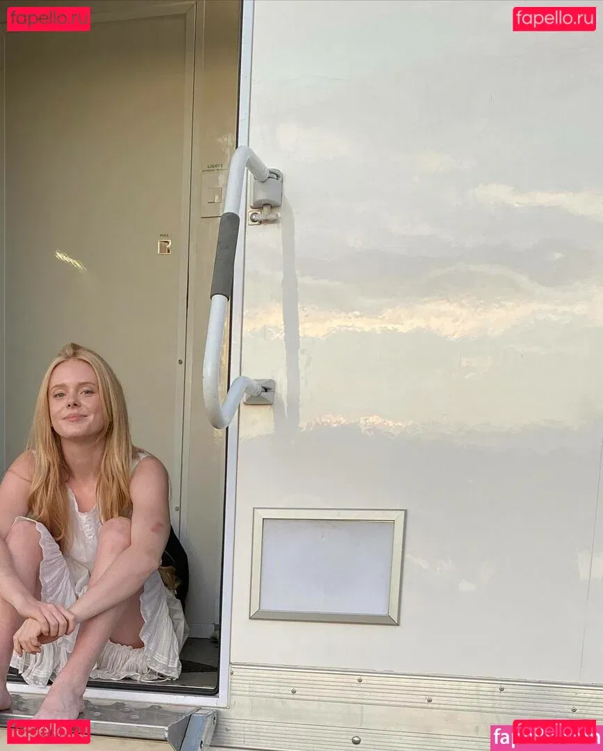 Abigail Cowan Onlyfans Photo Gallery 