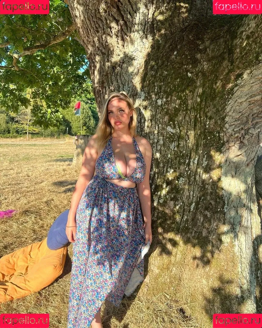 moonbeamlouth Onlyfans Photo Gallery 