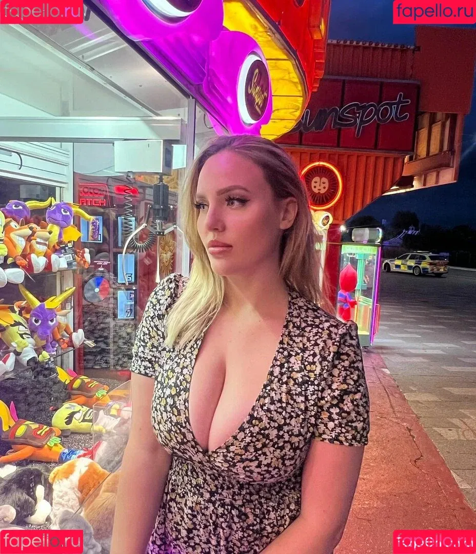 moonbeamlouth Onlyfans Photo Gallery 