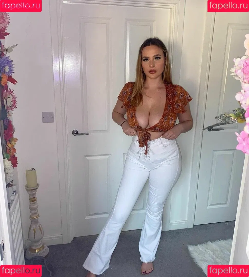 moonbeamlouth Onlyfans Photo Gallery 