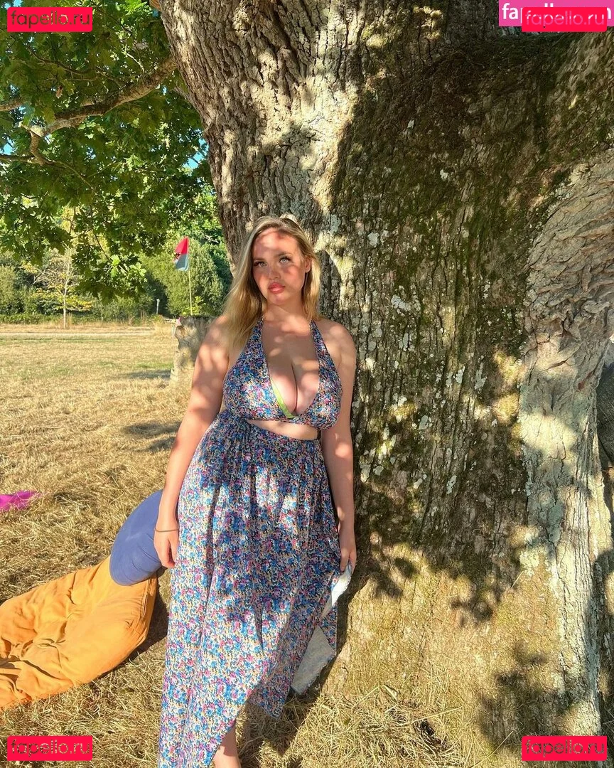 moonbeamlouth Onlyfans Photo Gallery 