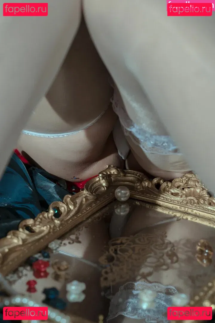 YunX1X1 Onlyfans Photo Gallery 