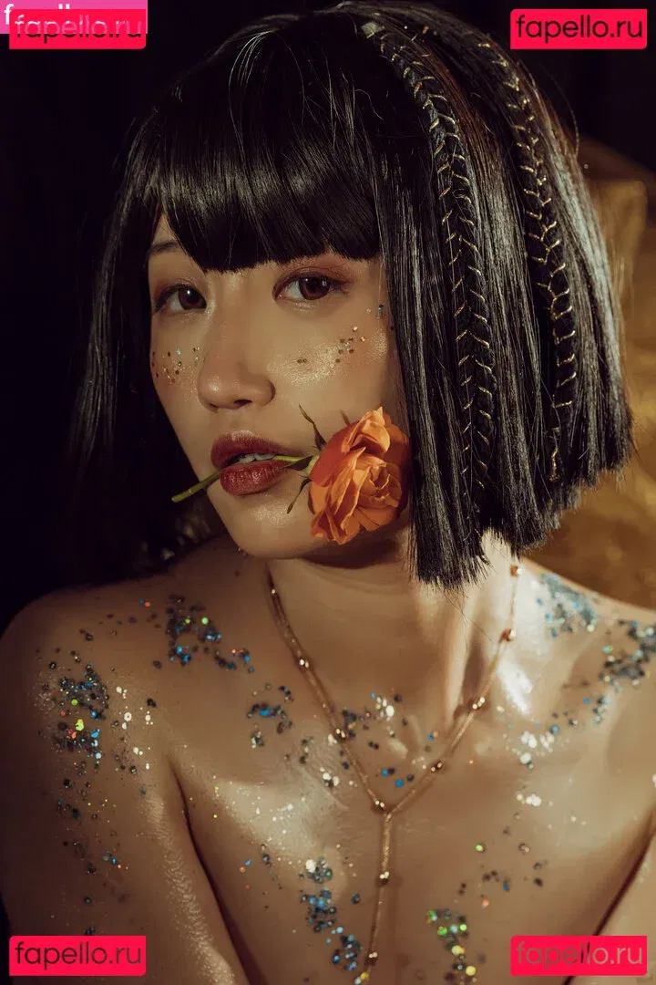 YunX1X1 Onlyfans Photo Gallery 