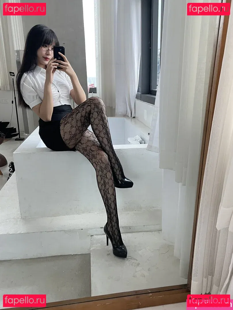 YunX1X1 Onlyfans Photo Gallery 