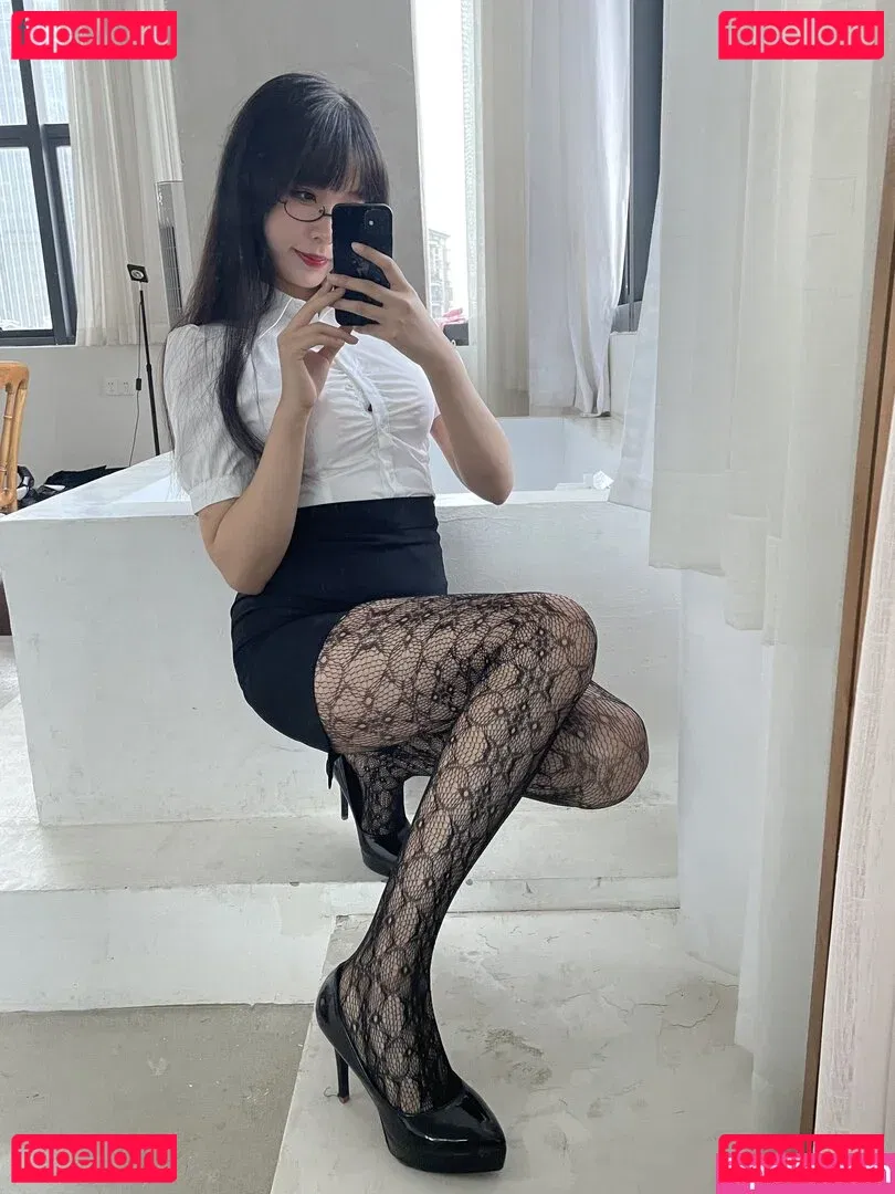 YunX1X1 Onlyfans Photo Gallery 