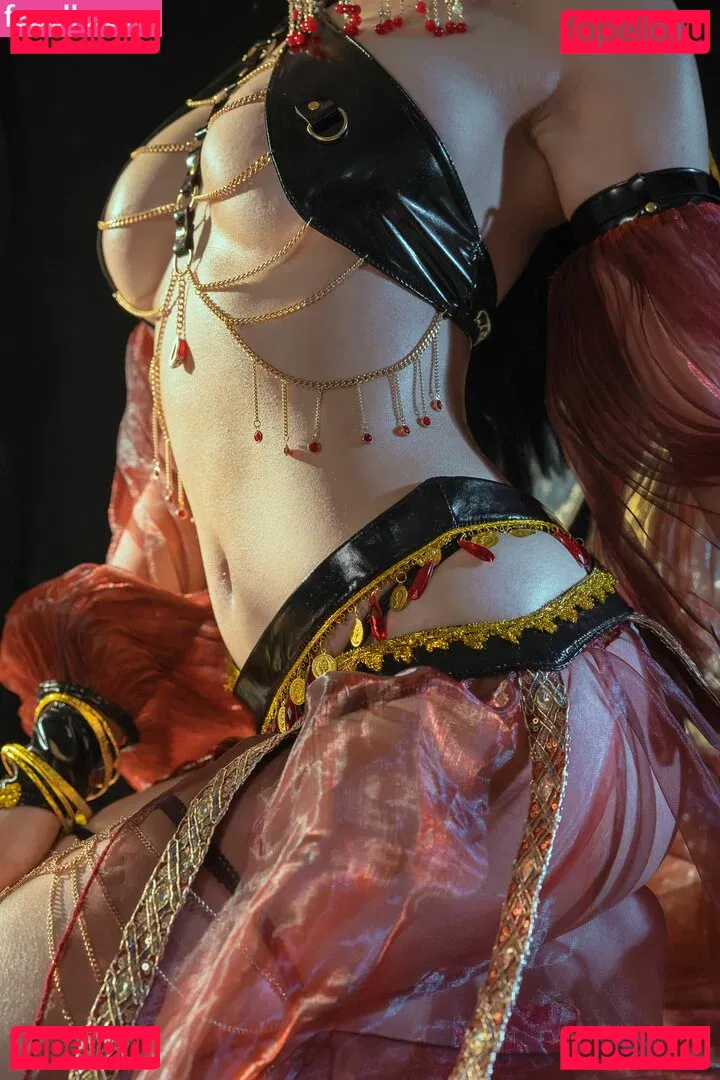 YunX1X1 Onlyfans Photo Gallery 