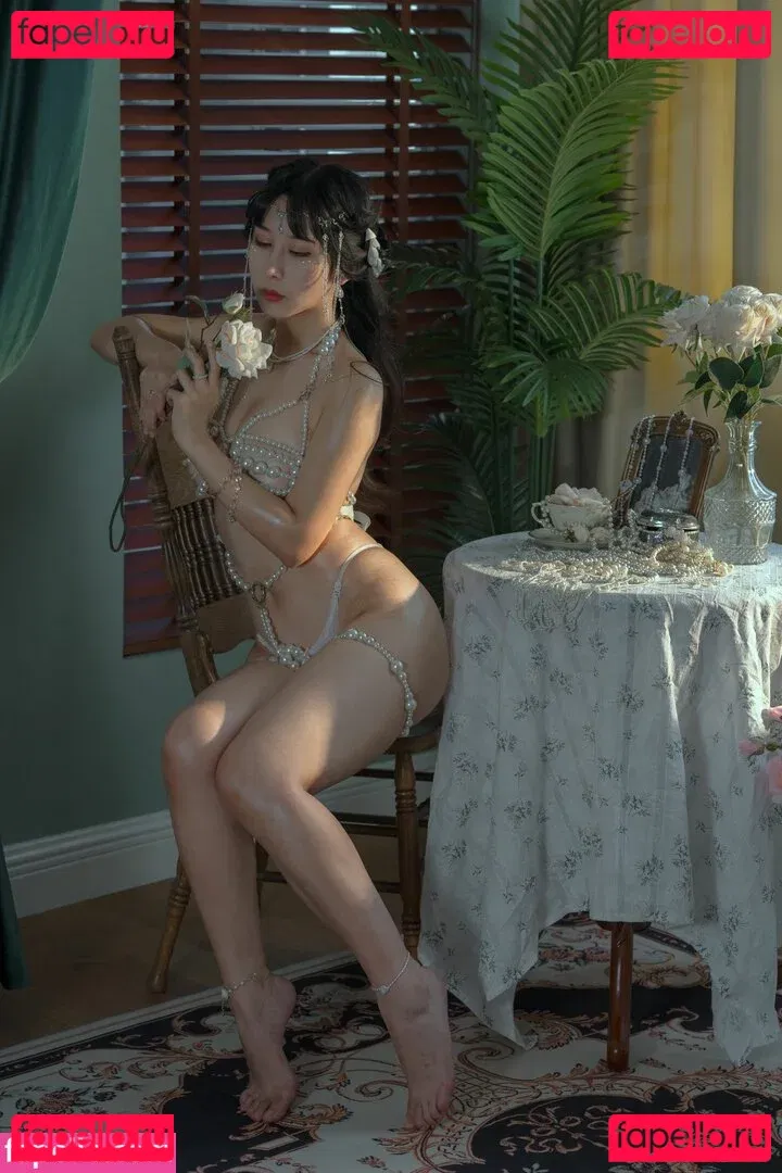 YunX1X1 Onlyfans Photo Gallery 