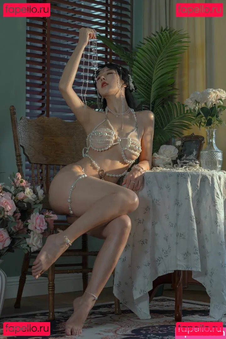 YunX1X1 Onlyfans Photo Gallery 