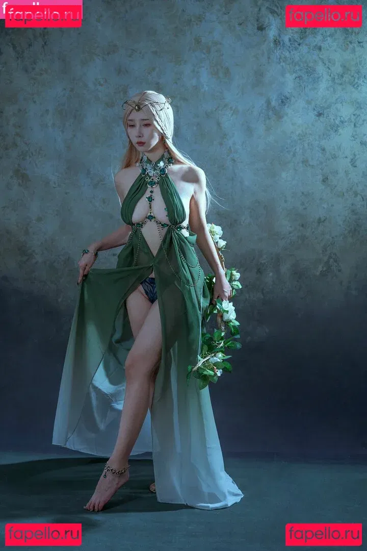 YunX1X1 Onlyfans Photo Gallery 