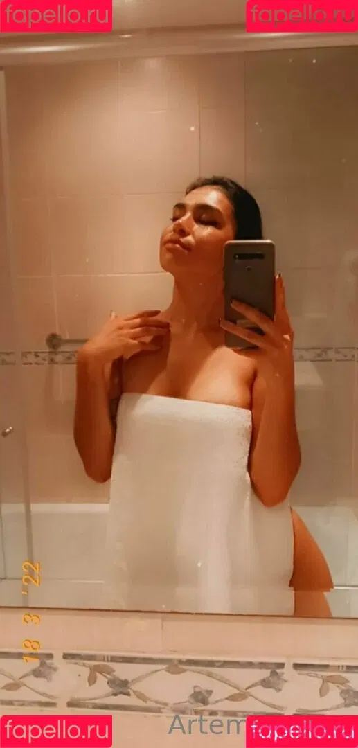 artemi.za.free Onlyfans Photo Gallery 