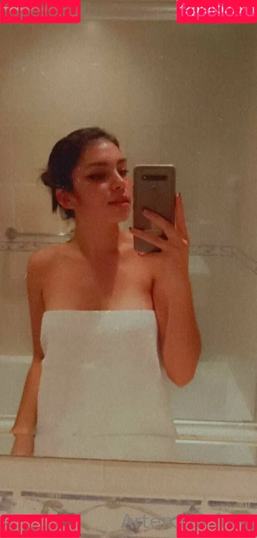 artemi.za.free Onlyfans Photo Gallery 