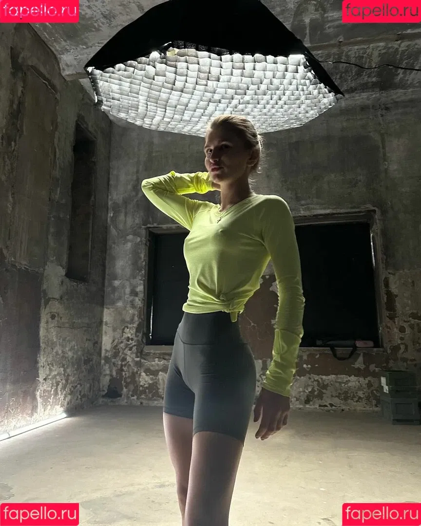 Anastasiia Mironova Onlyfans Photo Gallery 