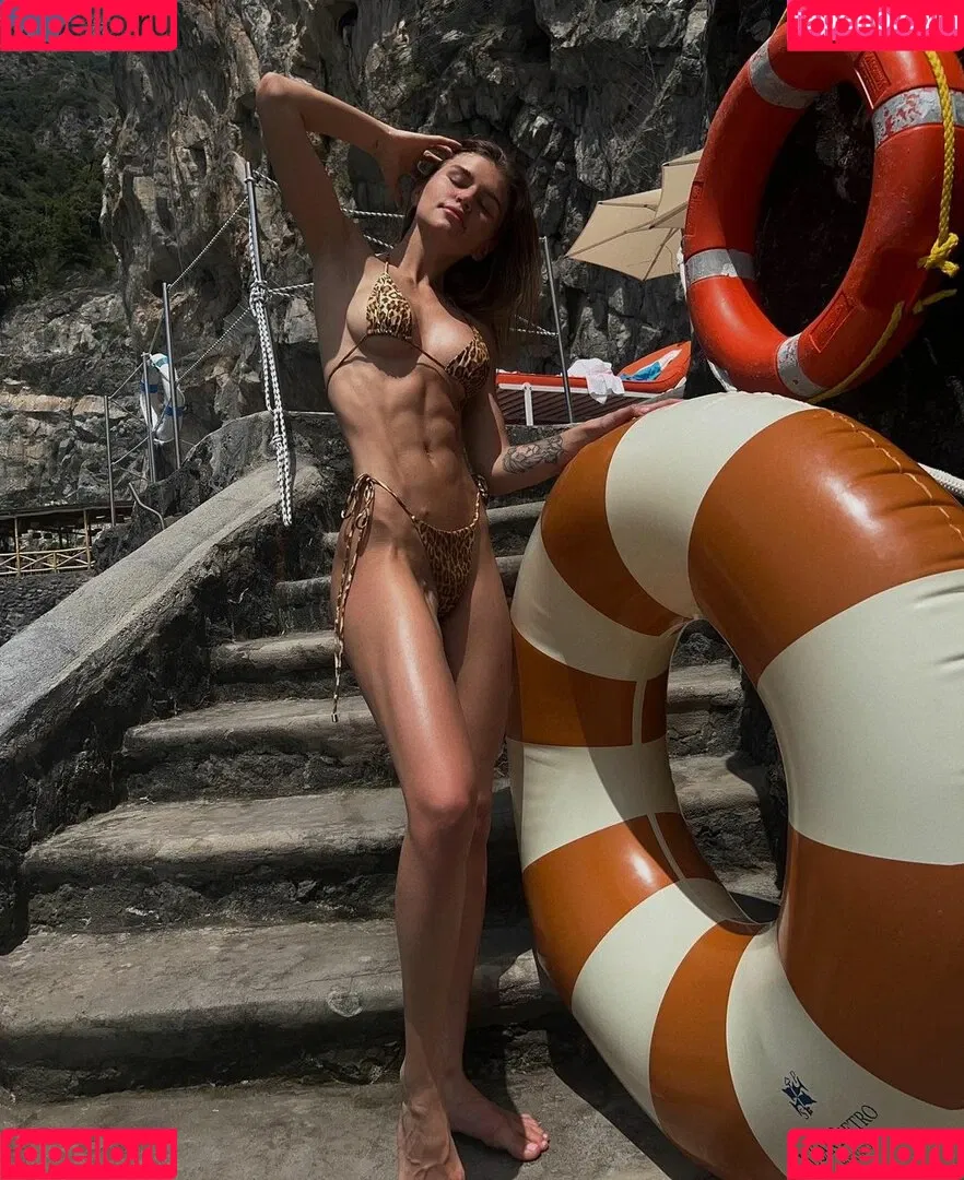 Anastasiia Mironova Onlyfans Photo Gallery 