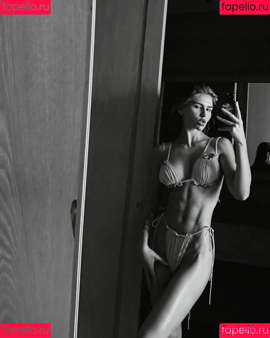 Anastasiia Mironova Onlyfans Photo Gallery 