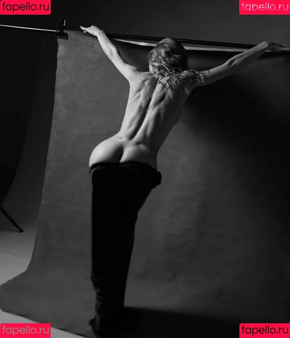 Anastasiia Mironova Onlyfans Photo Gallery 