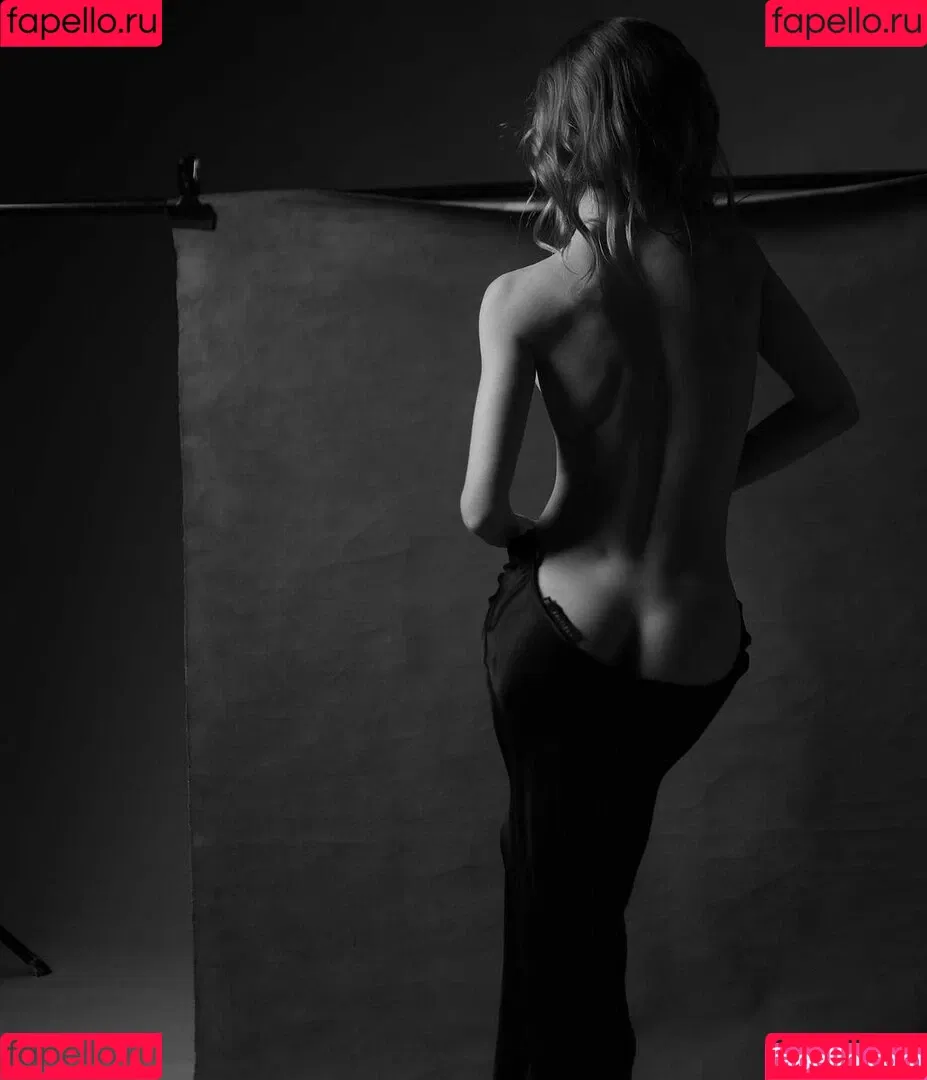 Anastasiia Mironova Onlyfans Photo Gallery 