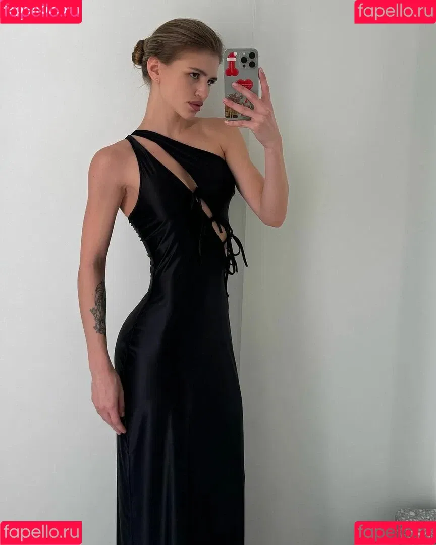 Anastasiia Mironova Onlyfans Photo Gallery 