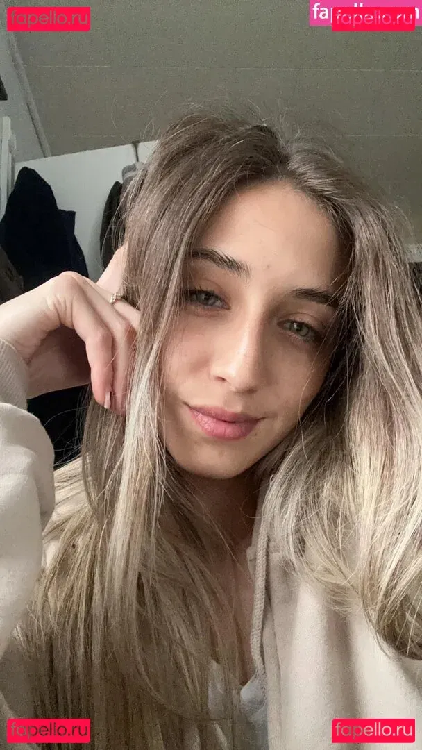 YellowMinimum6204 Onlyfans Photo Gallery 